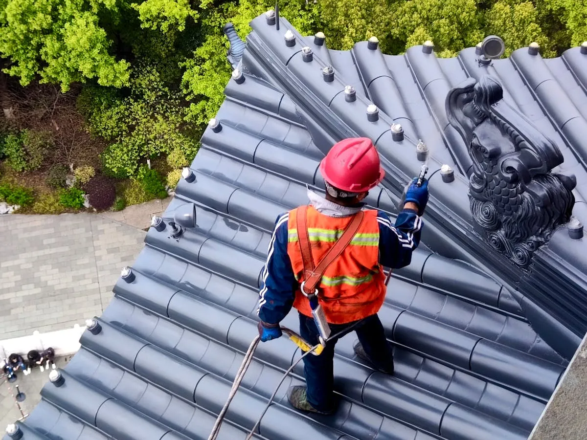 Professional roofer service in Surbiton